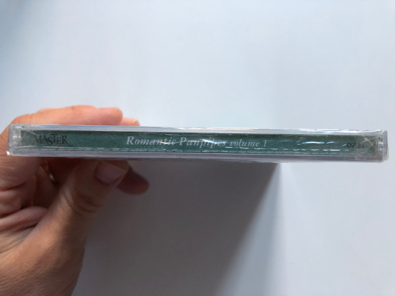 Romantic Panpipes Volume 1 / Why; Sacrifice; When I Die; La Solitudine; All Cried Out; Butterfly Kisses; Un - Break My Heart; Take My Breath Away; When Susannah Cries / MasterTone Audio CD 1999 / 0721