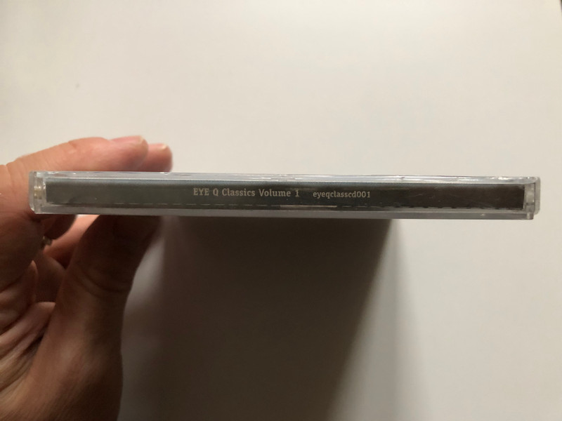 Eye Q Classics Volume 1 / Eye Q Records Audio CD / eyeqclasscd001