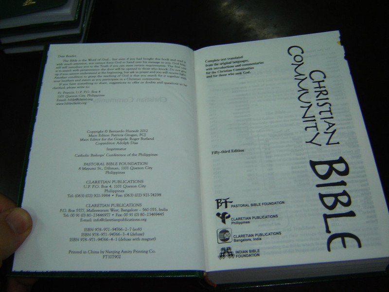 Christian Community Bible GREEN LARGE / Catholic Pastoral Edition
