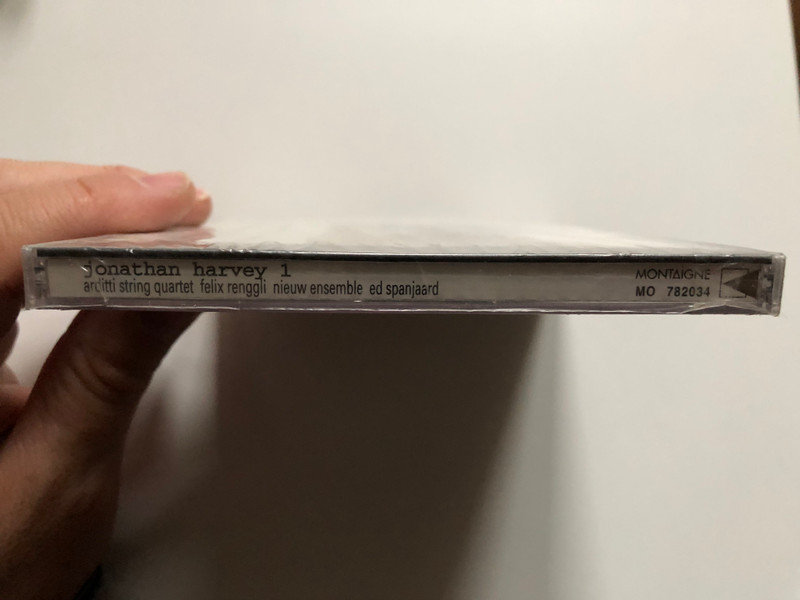 Jonathan Harvey 1: String Quartets, Lotuses, Scena / Arditti String Quartet, Nieuw Ensemble, Felix Renggli, Ed Spanjaard / Arditti Quartet Edition - 26 / Montaigne Audio CD 1995 / MO 782034