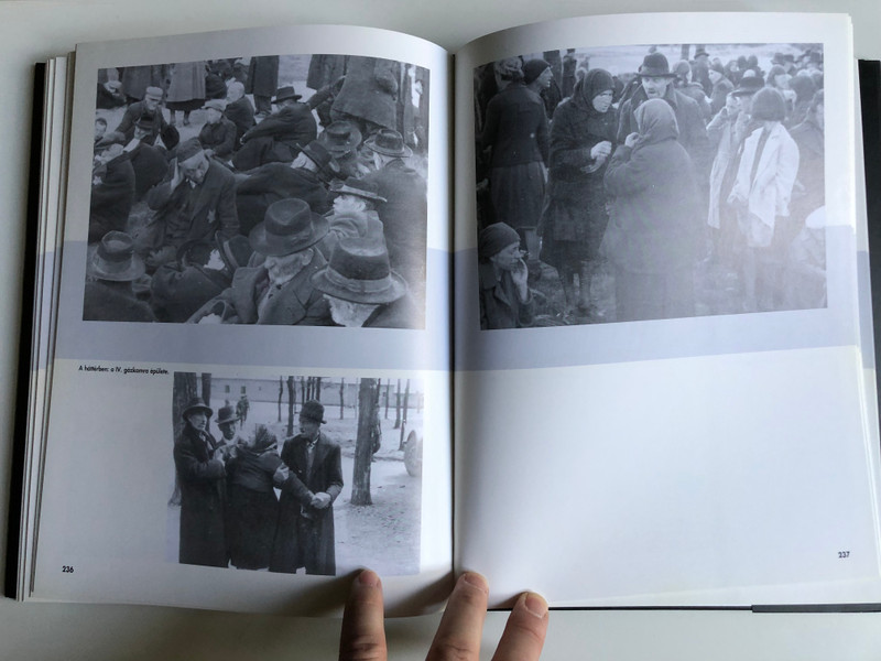 Az Auschwitz album Egy transzport története / Gutman Israel, Gutterman Bella /The Auschwitz Album: published in association with the Yad Vashem, Auschwitz-Birkenau 2005 / Hungarian Edition (9789639046962)