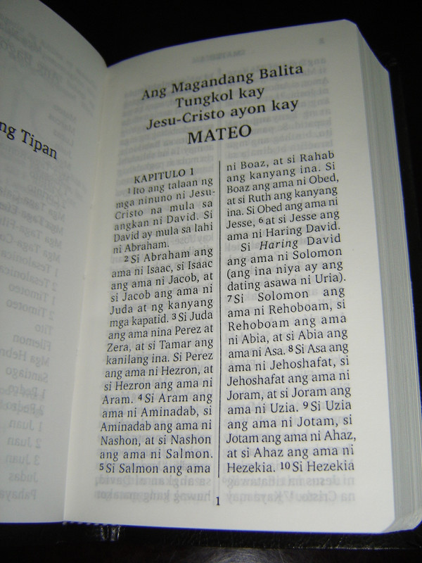 Modern Tagalog New Testament / Ang Bagong Tipan ASD / Violet Shirt Pocket NT