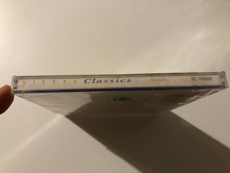 Haydn - Paris Symphonies: No. 82 'The Bear', No. 83 'The Hen' & No. 84 / Vienna Classics Audio CD / VC 700552