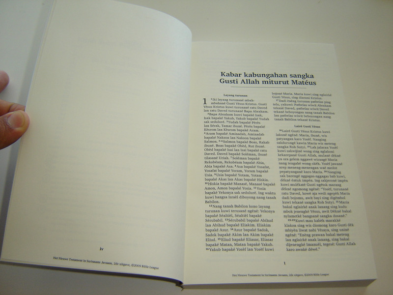 Kitab Sutyi Prejanjian Anyar ing Basa Jawa Suriname / New Testament in Javanese Language / Indonesia