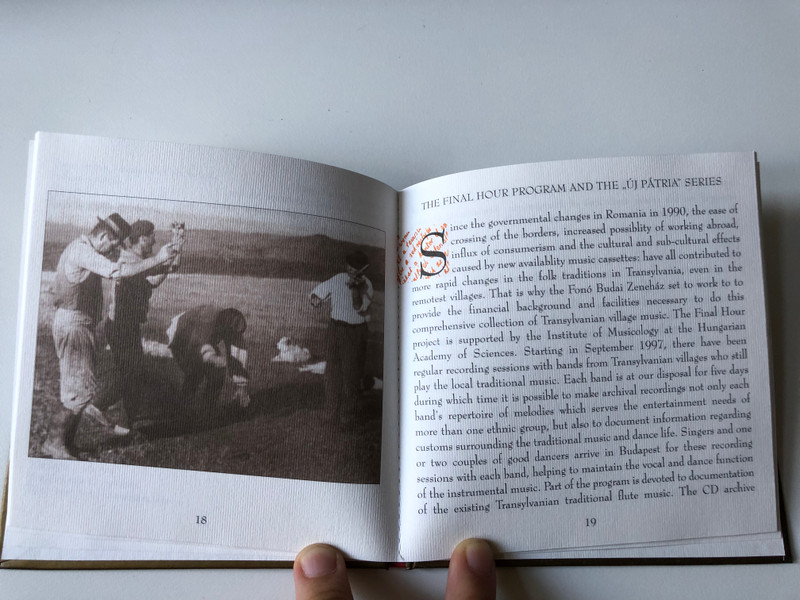 Új Pátria - Az Utolso Ora program gyujtemenyebol 1997-1998 - A Juhait Kereső Pásztor = When The Shepherd Lost His Sheep (Original Village Music Of The Transylvanian Heath) / Fonó Records Audio CD 2003 / FA-117-2