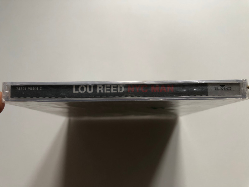 Lou Reed – NYC Man / The Ultimate Collection 1967-2003 / The First Ever Lou Reed And Velvet Underground Career Spanning Collection / 31 Tracks Incl. ''Walk On The Wild Side'', ''Perfect Day'' / BMG 2x Audio CD 2003 / 74321 98401 2