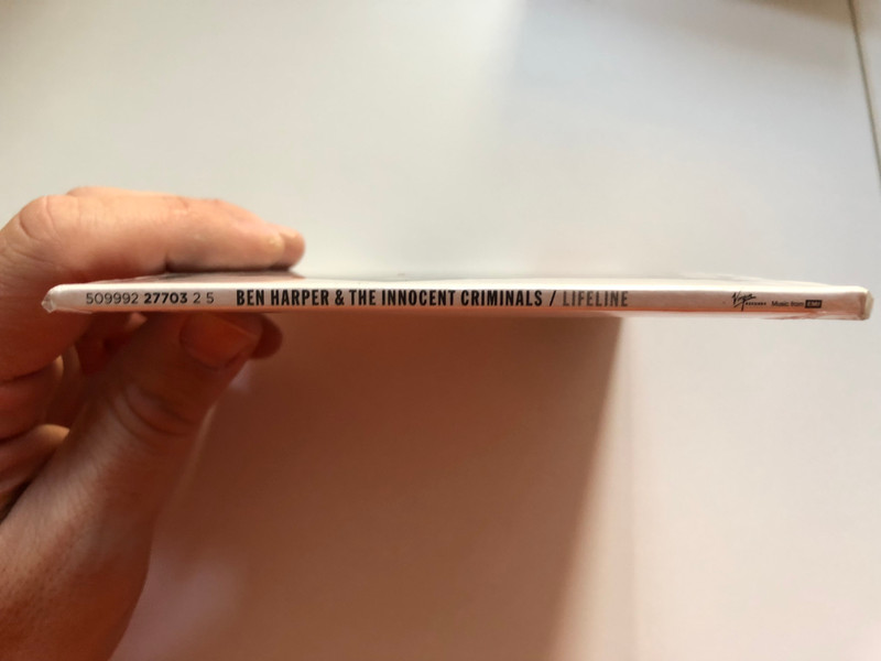 Ben Harper & The Innocent Criminals – Lifeline / New Tour Edition includes a Bonus Disc with 10 Live Tracks Recorded In Seattle On The Lifeline Tour / Virgin 2x Audio CD 2008 / 509992 27703 2 5