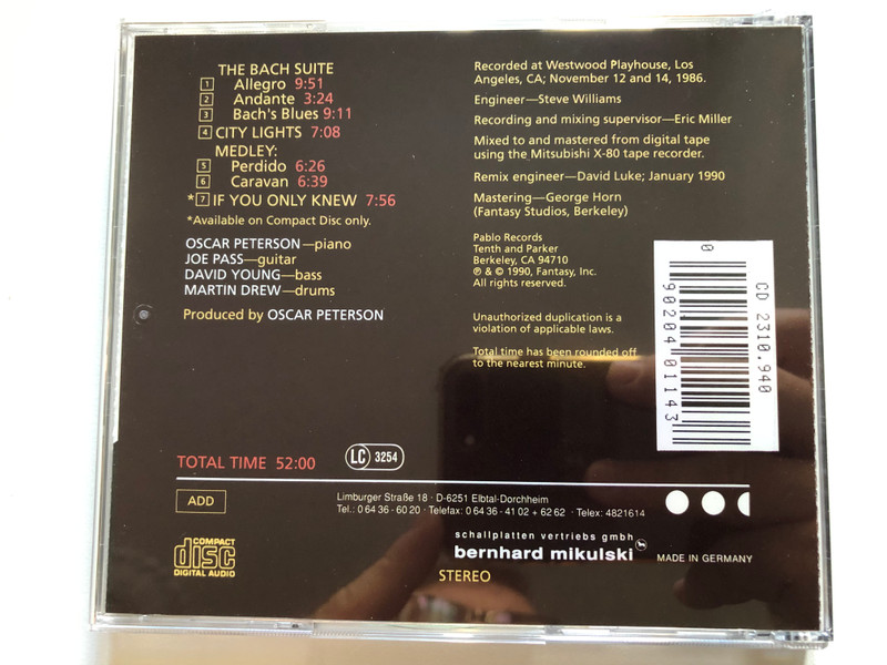 Oscar Peterson - Live! - Bach Suite: Allegro, Andante, Bach's Blues, City Lights, Perdido, Caravan, If You Only Knew - Joe Pass, Dave Young, Martin Drew / Pablo Records Audio CD 1990 Stereo / CD 2310.940