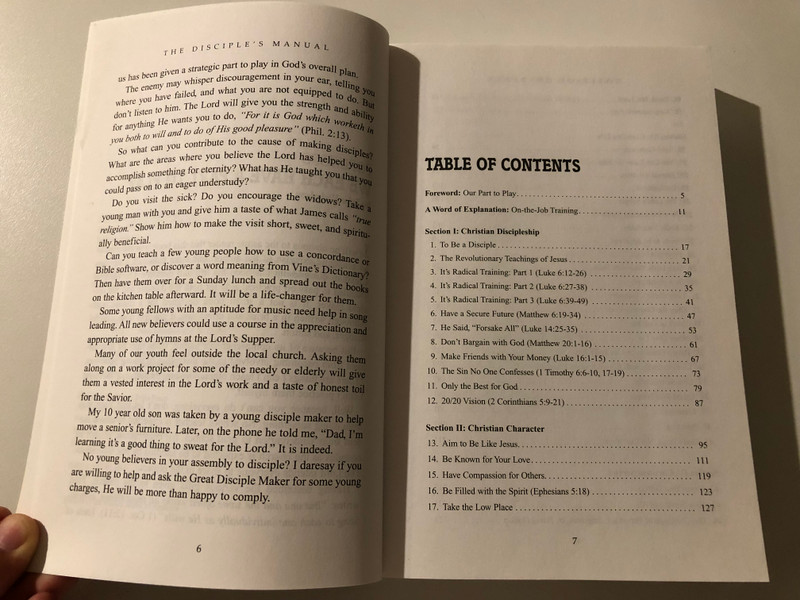 The Disciple's Manual / Paperback / Author: William MacDonald  (9781882701865)