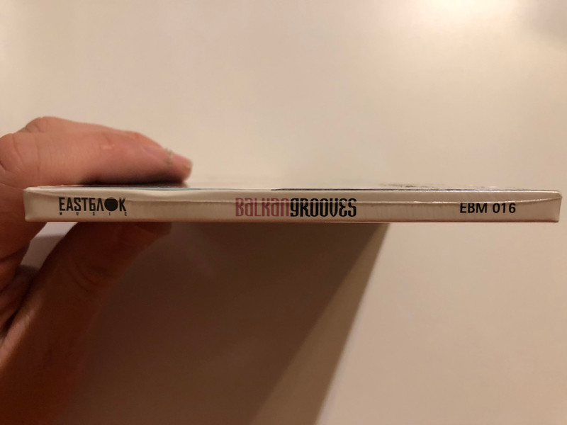 Balkan Grooves / Eastblok Music Audio CD 2010 / EBM 016