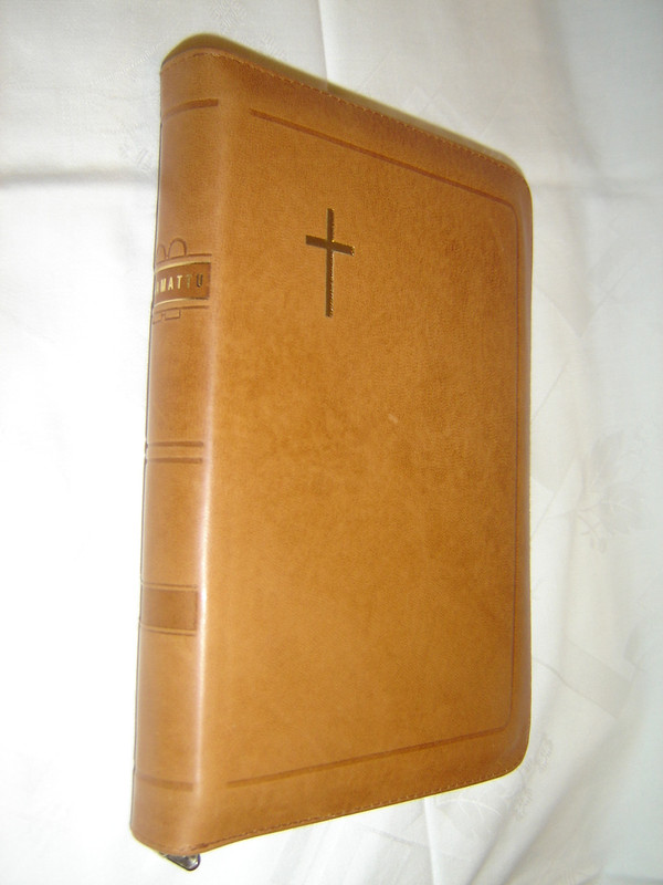 Finnish Luxury Brown Leather Bound Bible / 122x180 mm Size, Zipper, Thumb Indexed / Pyha Raamattu