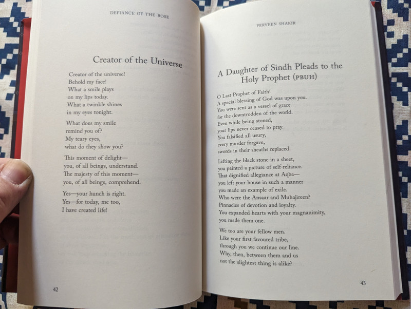 Defiance of the Rose / Selected Poems by Perveen Shakir / Parvin Shakir, Naima Rashid / Hardcover / Oxford University Press Pakistan (9780190700430)