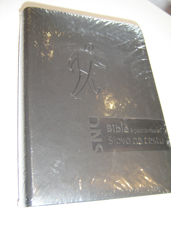 Czech LifeApplication Study Bible with the Harmony of the Gospels / Czech SNC Bible s Poznamkami Slovo ne cestu
