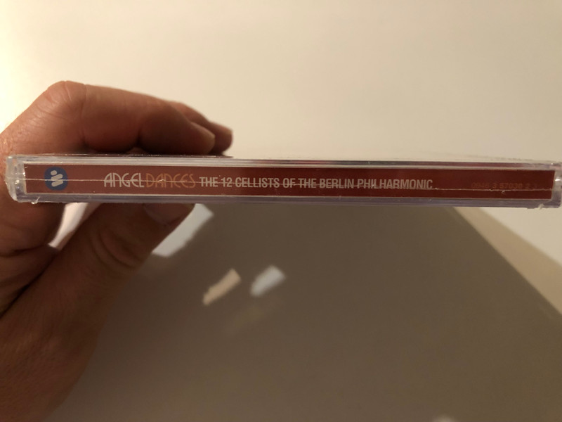 Angel Dances - Die 12 Cellisten Der Berliner Philharmoniker, Jocelyn B. Smith, Rundfunkchor Berlin, Markus Stockhausen / EMI Classics Audio CD 2006 / 094635703023