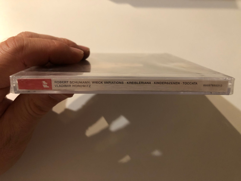 Horowitz - Schumann: Kreisleriana and Variations on a Theme by Clara Wieck, Kinderszenen, Toccata in C / Columbia Audio CD 2011 Stereo / 88697858312