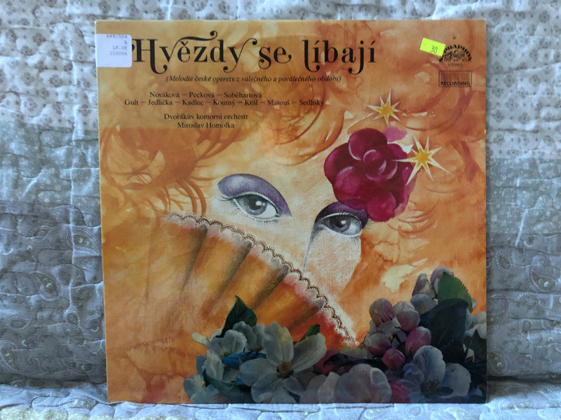 Hvězdy Se Líbají (Melodie České Operety Z Válečného A Poválečného Období) - Nováková, Pecková, Soběhartová, Gult, Jedlička, Kadlec, Koutný, Král, Matouš, Sedliský, Dvořákův Komorní Orchestr / Supraphon LP Stereo 1988 / 11 0096-1 631