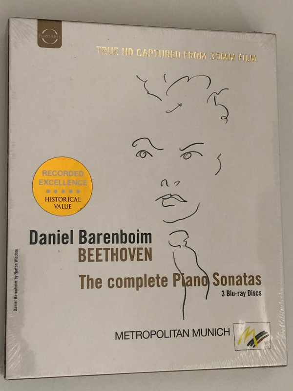 Complete Piano Sonatas Nos 1-32 3 Blu-ray DVD Set/ METROPOLITAN MUNICH / Daniel Barenboim / Recorded at Palais Lobkowitz. Palais Rasumowsky / Palais Kinsky and Schloss Hetzendorf, Vienna 1983-84 / Blu-ray (880242664242)