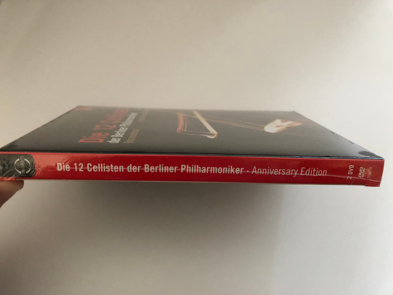 Die 12 Cellisten der Berliner Philharmoniker - Anniversary Concert & Documentary 2 DVD Set  Special guests Annette Dasch, Till Brönner  Documentary The 12 Cellists - A Film by Enrique Sanchez Lansch  DVD (880242593184)