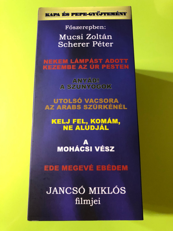 Kapa és Pepe gyűjtemény (6 DVD) / KAPA ÉS PEPE SOROZAT DÍSZDOBOZ / Nekem Lámpást Adott kezembe az Úr Pesten / Anyád! A Szúnyogok / Utolsó vacsora az Arabs szürkénél / Kelj fel komám ne aludjál / A Mohácsi vész / Ede Megevé Ebédem (5999882941226)