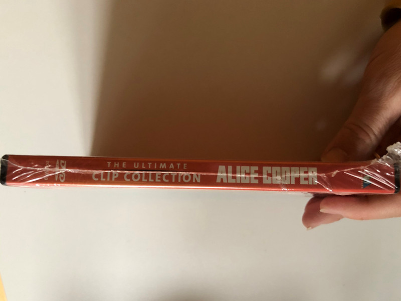Alice Cooper – The Ultimate Clip Collection / Poison - Only my Heart talking - Bed of Nails - Feed my Frankenstein - It's my - I got a Line on You - Lost in America - Love's a loaded Gun / DVD (5099720215691)