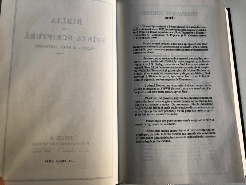 BIBLIA SAU SFINTA SCRIPTURĂ - VECHIUL ŞI NOUL TESTAMENT  BIBLES & PUBLICATIONS CHRÉTIENNES (30, rue Châteauvert F 26000 Valence) 2002  Hardcover
