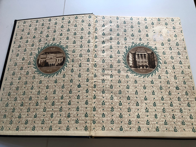 A SZÁZÉVES NEMZETI SZINHÁZ  AZ 193738-AS CENTENÁRIS ÉV EMLÉK ALBUMA  BUDAPEST 1938  Leather Bound