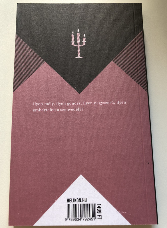 A gyertyák csonkig égnek - Helikon zsebkönyvek 20.  Helikon Kiadó, 2015, 2019, 2020  Paperback (9789634792451)