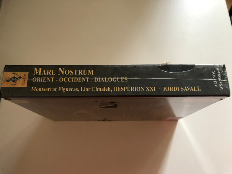 Jordi Savall: Mare Nostrum 2 CD Set / Dialogue of Christian, Muslim and Jewish music around the Mediterranean / This project was financed with the support of the European Institute of the Mediterranean / DVD (7619986398884) 