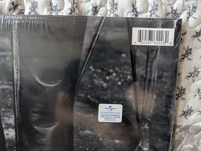 Lenny Kravitz – Circus / LKVinyl 2-LP 180g; First time on 2-LP Vinyl / Features: ''Rock & Roll Is Dead'', and ''Can't Get You Off My Mind'', Includes three rare bonus cuts / Universal 2x LP, 2018 / 00602567622260