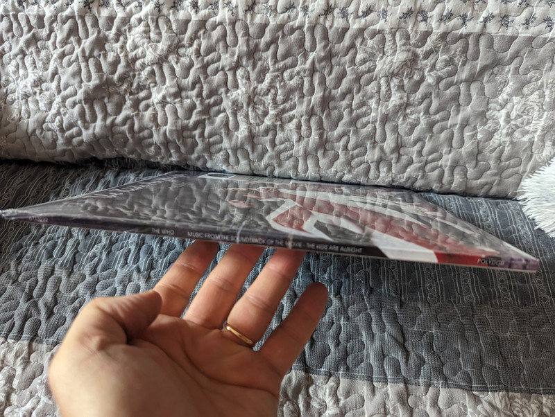 The Who – The Kids Are Alright / Legendary companion album to the band's film of the same name from 1979; ∙ Double LP on red and blue coloured heavyweight vinyl / Polydor 2x LP 2018 / 6713232 The Who – The Kids Are Alright / Legendary companion album to the band's film of the same name from 1979; ∙ Double LP on red and blue coloured heavyweight vinyl / Polydor 2x LP 2018 / 6713232