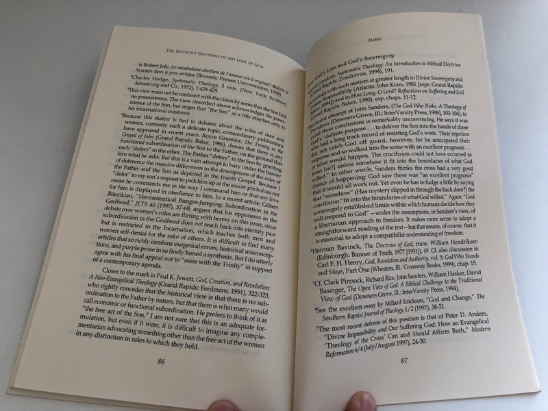The Difficult Doctrine of the Love of God by D. A. Carson / Research Professor of New Testament at Trinity Evangelical Divinity School / All-important doctrine from an unflinching evangelical perspective / CROSSWAY BOOKS (1581341261)