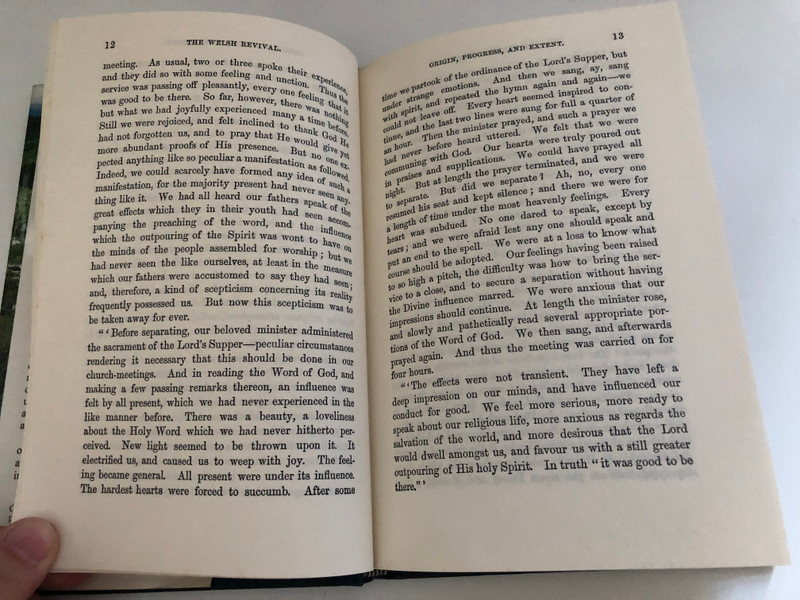 Welsh Revival Its Origins and Development by Thomas Phillips / THE BANNER OF TRUTH TRUST / First published 1860 / First Banner of Truth edition 1989 / Printed and bound in Great Britain (0851515428)