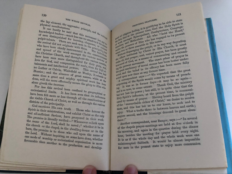 Welsh Revival Its Origins and Development by Thomas Phillips / THE BANNER OF TRUTH TRUST / First published 1860 / First Banner of Truth edition 1989 / Printed and bound in Great Britain (0851515428)