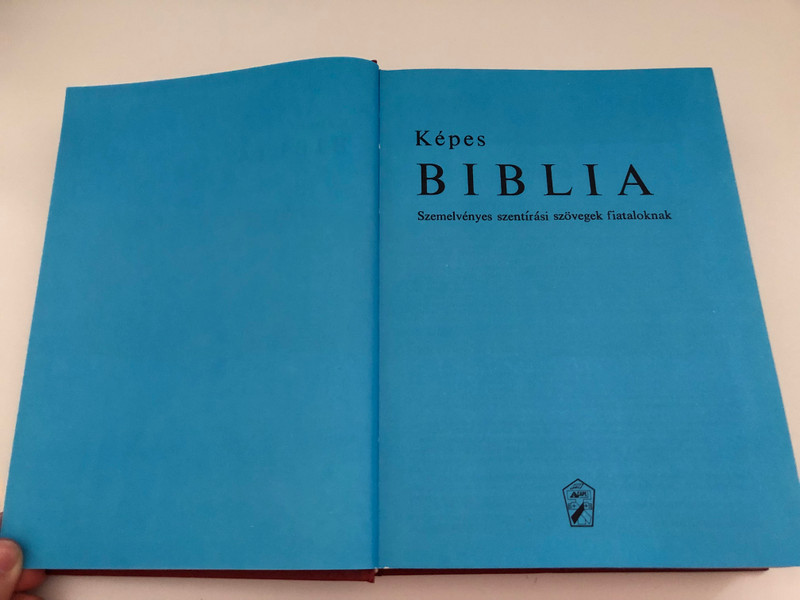 Képes Biblia - Szemelvényes szentírási szövegek fiataloknak / Hungarian Picture Bible for young people / The Capable Bible aims to encourage young people and readers in general to read the entire Holy Scriptures (9634583784)