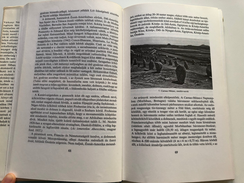 SZIRIAT OSZLOPAI - VÁRKONYI NÁNDOR  MAGVETŐ KÖNYVKIADÓ BUDAPEST 1972  Hardcover