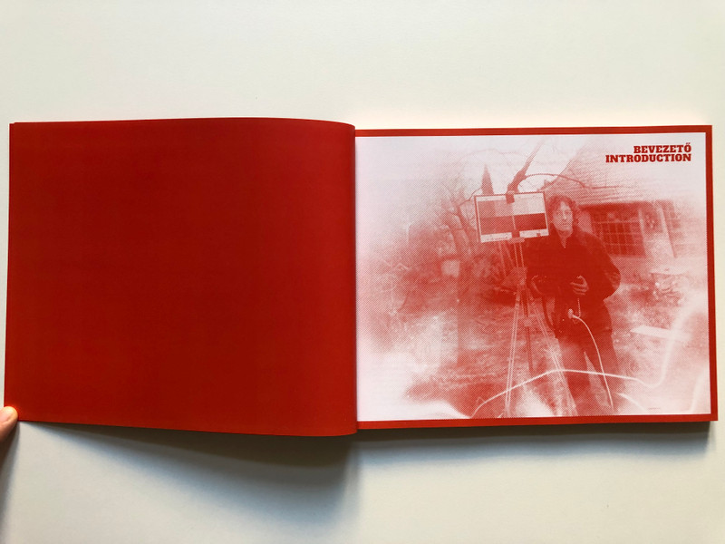 KÉPEKBEN GONDOLKODNAK filmesek fotói  THINKING IN IMAGES photos by filmmakers  MÜCSARNOK KUNSTHALLE BUDAPEST 2021. 05.07.-2021. 09. 25  Paperback