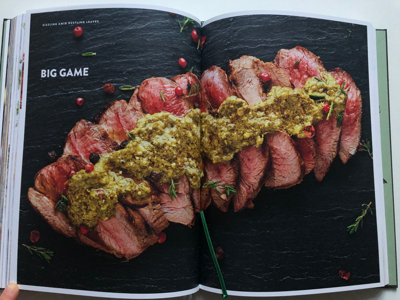 SIZZLING AMID RUSTLING LEAVES  VIKTOR SEGAL, JOE VIDA  ADVENTURES IN FOREST GASTRONOMY WITH QUOTES FROM ZSIGMOND SZÉCHENYI  PANNON Publishing 2021  Hardcover (9786150106526)