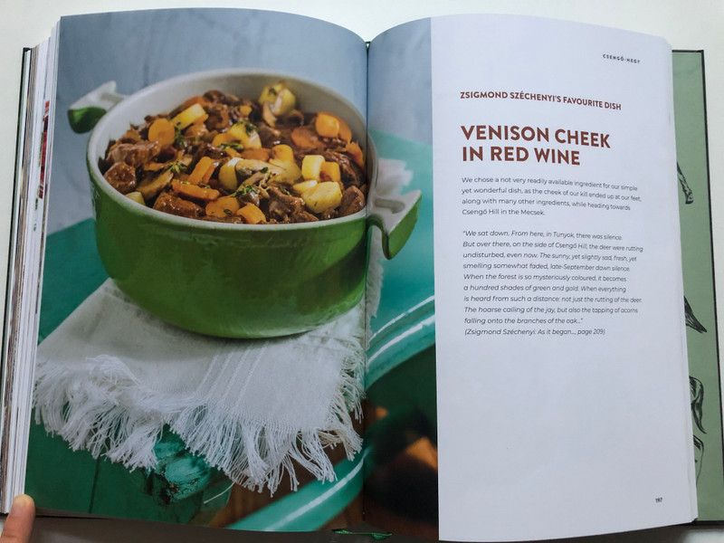 SIZZLING AMID RUSTLING LEAVES  VIKTOR SEGAL, JOE VIDA  ADVENTURES IN FOREST GASTRONOMY WITH QUOTES FROM ZSIGMOND SZÉCHENYI  PANNON Publishing 2021  Hardcover (9786150106526)