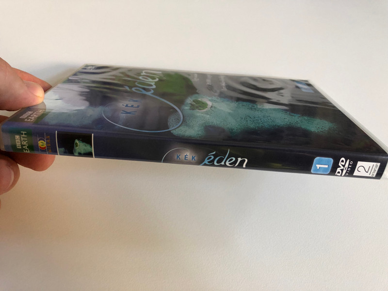 Kék éden 1.  BBC Earth Part 1  Egy óceán, 20,000 sziget, Lenyűgöző élővilág  ENGLISH and HUNGARIAN Audio  DVD Video (5996473005800)