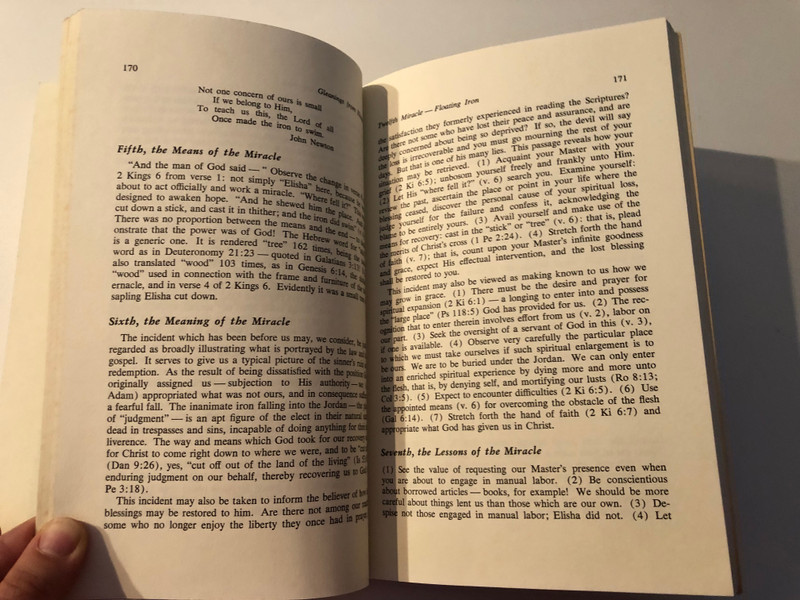 Gleanings from Elisha: His Life and Miracles / By ARTHUR W. PINK / MOODY PRESS CHICAGO / Bible Study Helps (0802430007)