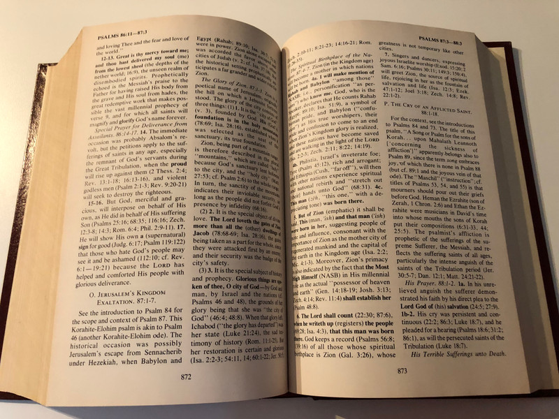 Unger's Commentary on the Old Testament Volume 1 Genesis Song of Solomon / THE MOODY BIBLE INSTITUTE OF CHICAGO / Printed in the United States of America (080249028X)