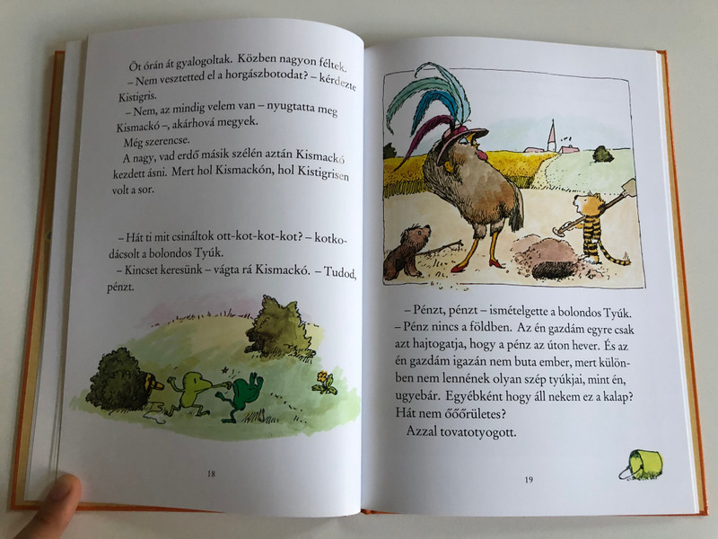 JANOSCH - KINGSVADÁSZAT  Kistigris és Kismackó 2.  Történet arról, hogyan indult Kistigris és Kismackó a nagy kincs vadászatára  MÓRA FERENC IFJÚSÁGI KÖNYVKIADÓ ZRT 2012  Paperback (9789631192971)