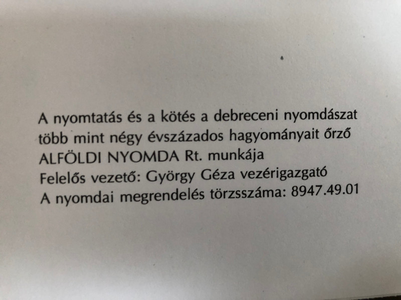 KOCSIS L. MIHÁLY - ÉNEKELT TÖRTÉNELEM  A szerző és az együttes által dedikált példány!  MÉDIA NOVA  Zikkurat Kft. 1999  Paperback (9789630386890)