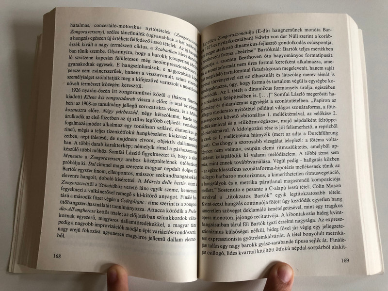 Bartók Béla - SZEMTŐL SZEMBEN  Tallián Tibor  Gondolat Kiadó, Budapest 1981  Paperback (963280967X)