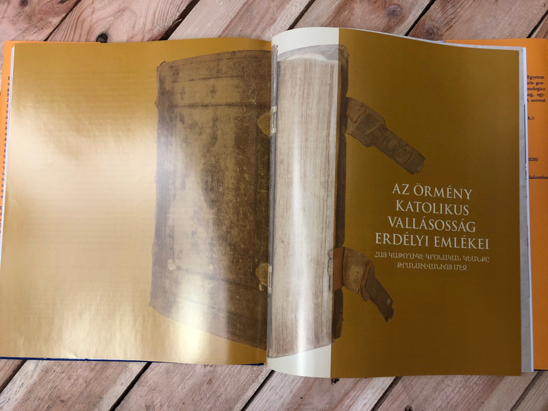 ISTEN LÉLEGZETE - Az örmény Biblia és vallásgyakorlat másfél évezrede  Kovács Bálint, Vahe Tachjian  L Harmattan Könyvkiadó Kft. 2021  Hardcover (9789634146049)