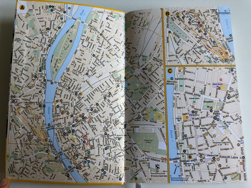 Architecture in Budapest - with 200 highlights  Bede Béla  CORVINA GUIDEBOOKS 2020  Paperback (9789631366792)