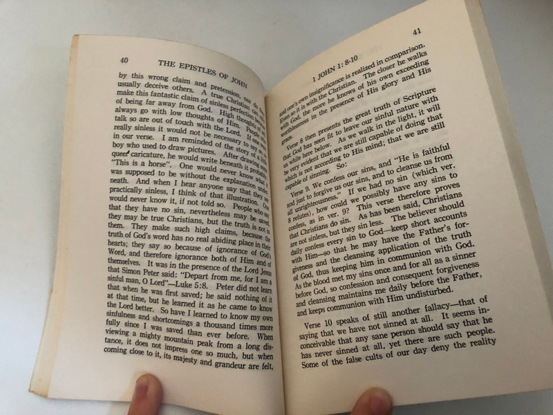 The epistles of John by August Van Ryn  The American Revised Version of the Scriptures has been employed  CHRISTIAN MISSIONS PRESS  Loizeaux Brothers Publishers  Reprinted by permission 1982 

