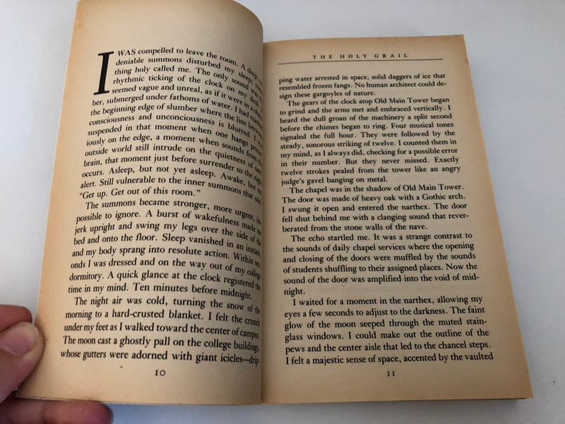 Holiness of God by R.C. Sproul  First published in the USA 1985 by Tyndale House Publishers  Designed and printed in Great Britain for SCRIPTURE PRESS FOUNDATION (UK) LTD