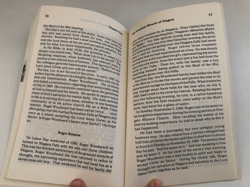 Thundering Waters: Stories from the Mighty Niagara Falls by Arnot P. McIntee / Unless otherwise noted, Scripture quotations in this book are from the Authorized King James Version of the Bible / Printed in Canada (0907927831)