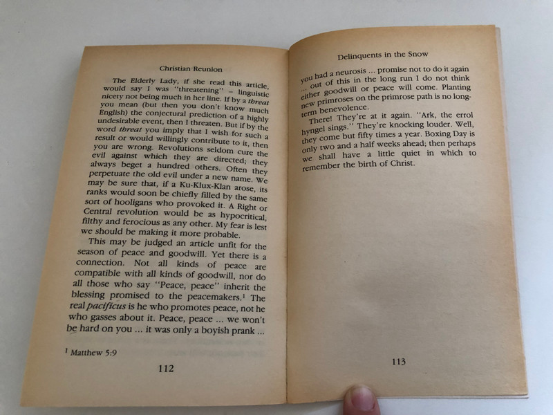 Christian Reunion and Other Essays by C.S. Lewis / Edited with a preface by Walter Hooper / Publisher: William Collins Sons & Co. Lid (0006274943)